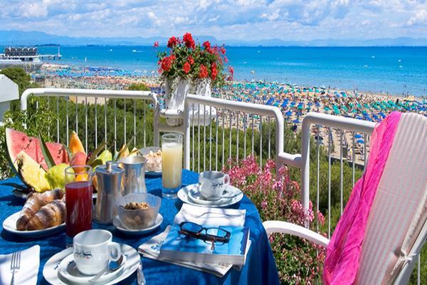 Hotel Playa Бибионе Экстерьер фото