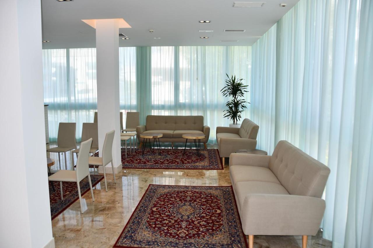 Hotel Playa Бибионе Экстерьер фото